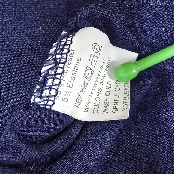 🛑$5🛑 FINAL PRICED ITEM! BUY NOW or BUNDLE TO SAVE MORE! - Picture 5 of 7